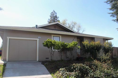 5200 Piedmont Drive, Santa Rosa, CA, 95409 | Card Image