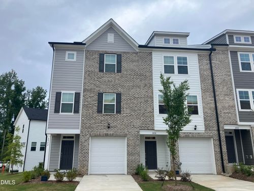 2042 Fishamble Street, Fuquay Varina, NC, 27526 | Card Image