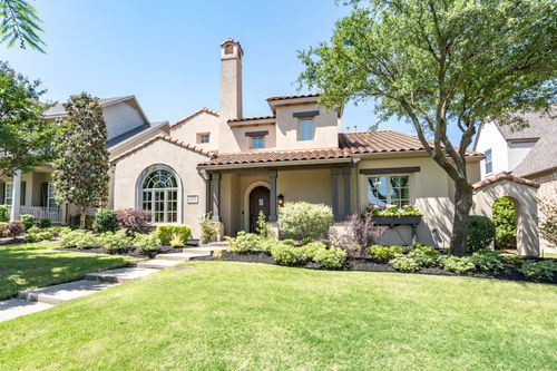 2212 Gatsby Way, Carrollton, TX, 75010-4921 | Card Image