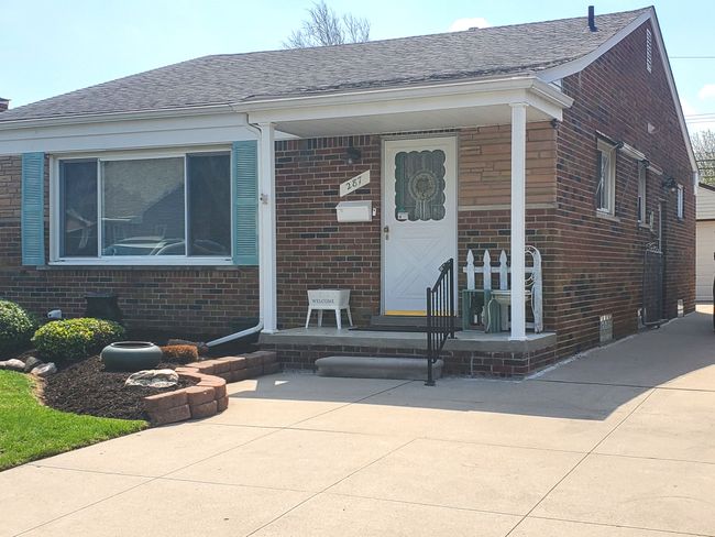 287 Leroy Ave, House other with 3 bedrooms, 2 bathrooms and null parking in Clawson MI | Image 33