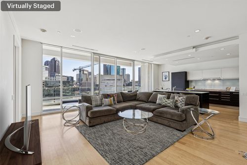 apt-838-2408 Victory Park Ln, Dallas, TX, 75219-7618 | Card Image