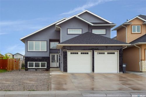 3234 37th St W, Saskatoon, SK, S7L7G3 | Card Image
