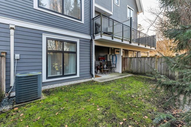 14 - 3303 Rosemary Heights Cres, Townhouse with 3 bedrooms, 3 bathrooms and 4 parking in Surrey BC | Image 38