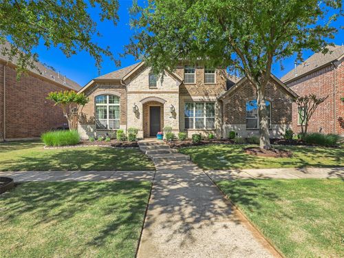 8841 Sutton Dr, Frisco, TX, 75035-8685 | Card Image