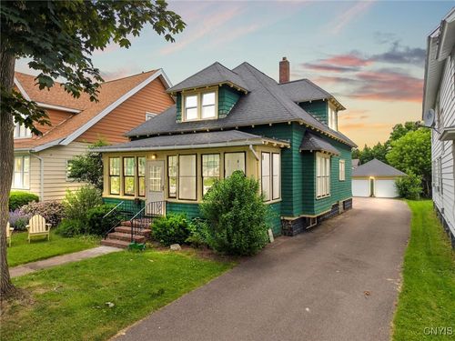 606 Tompkins St, Syracuse, NY, 13204-1840 | Card Image