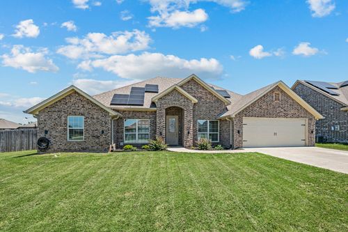 3201 White Horse Dr, Granbury, TX, 76049-7243 | Card Image