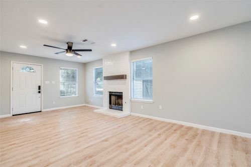 13808 Lothian Dr, Pflugerville, TX, 78660-8846 | Card Image