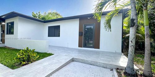 2-12800 Ne 12th Ave, North Miami, FL, 33161-4301 | Card Image