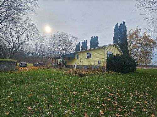 3696 Lakes Corners Rose Valley Rd, Clyde, NY, 14433-9625 | Card Image