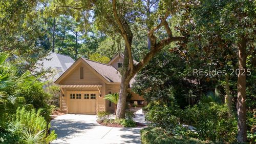 35 Wagon Rd, Hilton Head Island, SC, 29928-4149 | Card Image