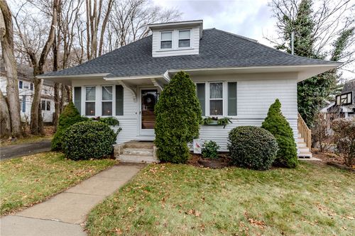 357 Warwick Neck Ave, Warwick, RI, 02889-6029 | Card Image