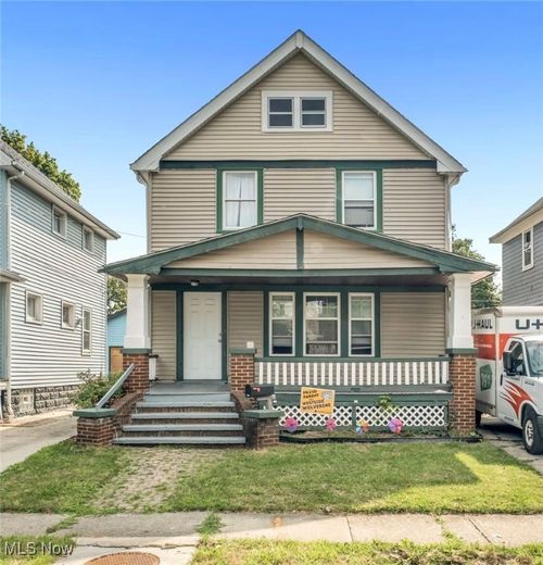 3303 W 90th St, Cleveland, OH, 44102-4868 | Card Image