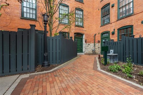 108-429 N Franklin St, Syracuse, NY, 13204-1400 | Card Image