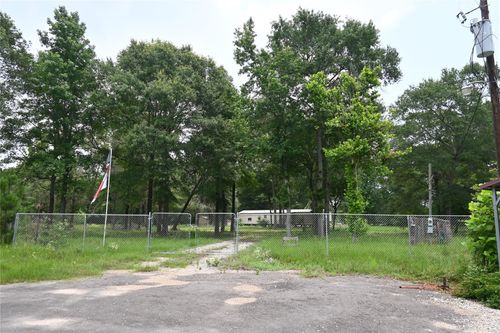 183 Road 3817, Cleveland, TX, 77328-6389 | Card Image