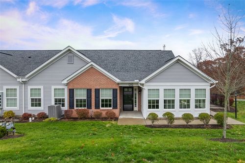 400 Spring Valley Dr, Zelienople, PA, 16063-2728 | Card Image