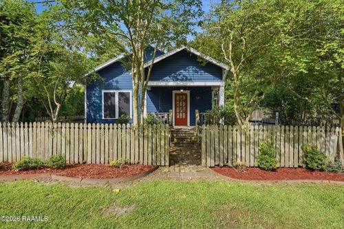 914 Main St, Breaux Bridge, LA, 70517-5306 | Card Image