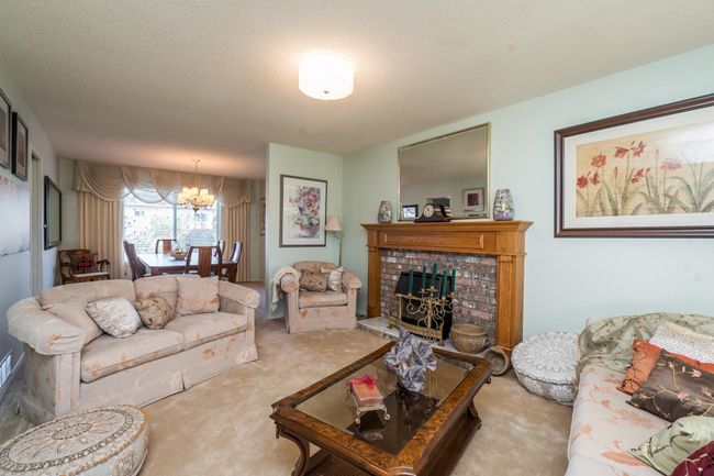 6905 Oakwood Drive, House other with 6 bedrooms, 3 bathrooms and 6 parking in Agassiz BC | Image 6