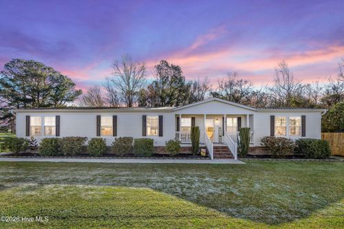 101 R And B Ct, Chinquapin, NC, 28521-8853 | Card Image