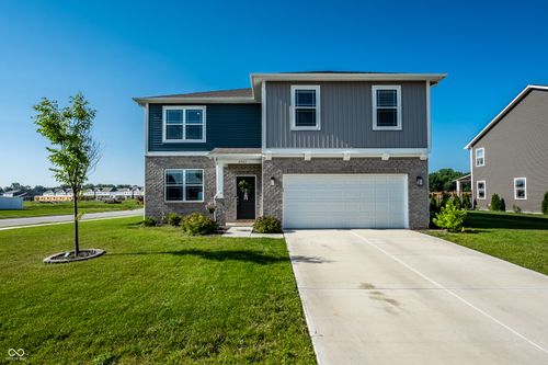 6061 Granby Dr, Whitestown, IN, 46075-7545 | Card Image