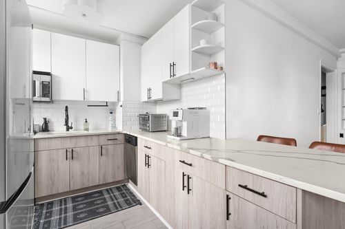 6g-68-10 108th St, Forest Hills, NY, 11375 | Card Image