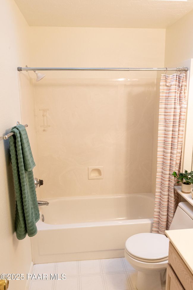 Guest Bath | Image 20