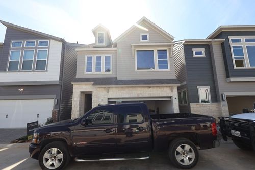 16039 Hayes Park Dr, Houston, TX, 77079-2146 | Card Image