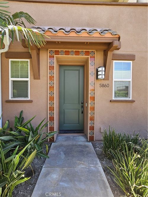 5860 Springwater Dr, Buena Park, CA, 90621-1676 | Card Image