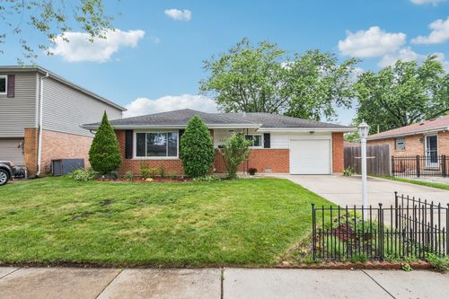 404 Virginia Pl, Wheeling, IL, 60090-4926 | Card Image