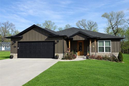 49 Saint Andrews Dr, Bella Vista, AR, 72715-6053 | Card Image