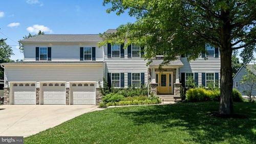 321 W Richardson Ave, LANGHORNE, PA, 19047-2729 | Card Image