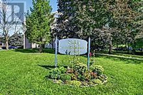 201-820 Laurier Boulevard N, Brockville, ON, K6V2P7 | Card Image