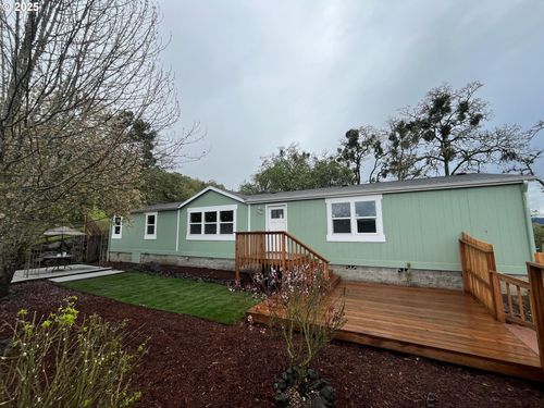 101 Isabell Ave, Roseburg, OR, 97470-1101 | Card Image