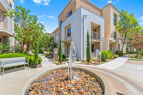 664 Colorado Cir, Carson, CA, 90745-2855 | Card Image