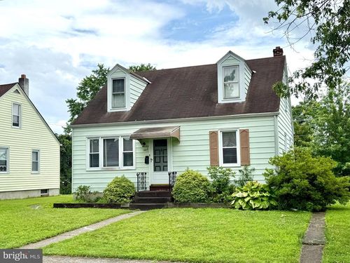 1012 Warren St, POTTSTOWN, PA, 19464-4114 | Card Image