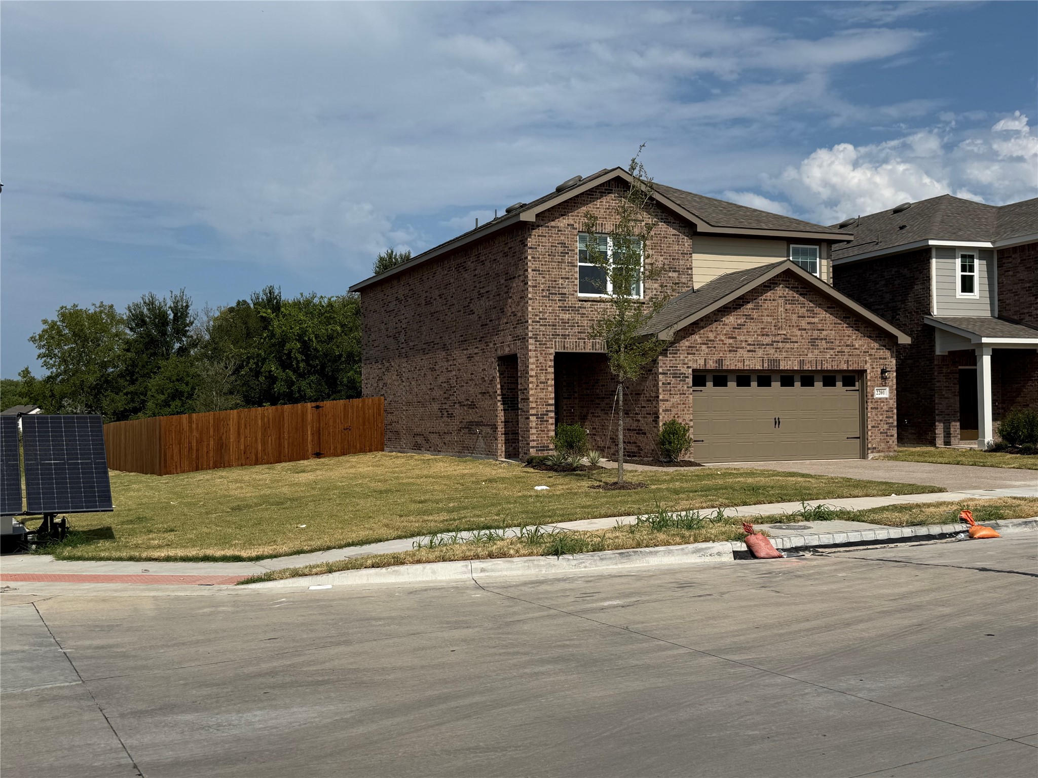 Residential Lease in Melissa 3