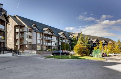 219 - 15 Aspenmont Hts Sw, Condo with 2 bedrooms, 2 bathrooms and 1 parking in Calgary AB | Image 1