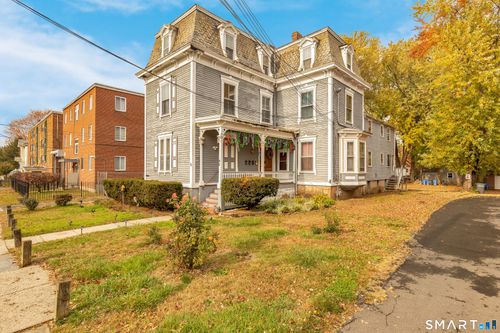 40 Allen Pl, Hartford, CT, 06106-3274 | Card Image