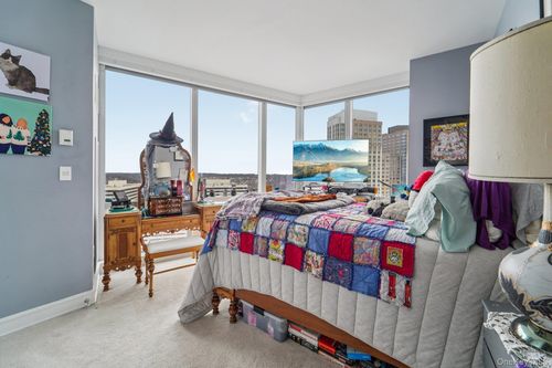 unit-25g-1 Renaissance Sq, White Plains, NY, 10601-3007 | Card Image