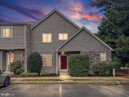 56 Constitution Ct, CHESTERBROOK, PA, 19087-5827 | Card Image