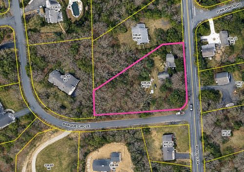 1239 Route 134, Dennis, MA, 02660 | Card Image