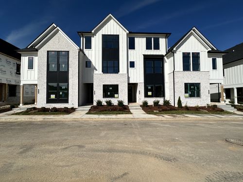 2064 Conductor Ln, Thompsons Station, TN, 37179-2940 | Card Image