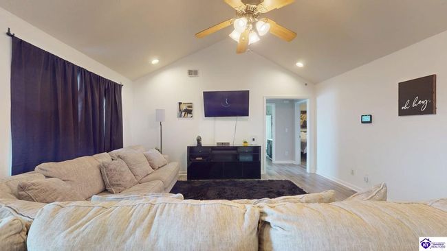 100 Derbyshire Ct, House other with 3 bedrooms, 2 bathrooms and null parking in Radcliff KY | Image 9