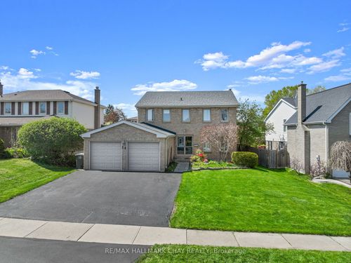 24 Mansion St, Brampton, ON, L6S3E2 | Card Image