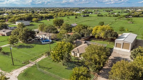 9566 Plainview Rd, Krum, TX, 76249-4268 | Card Image