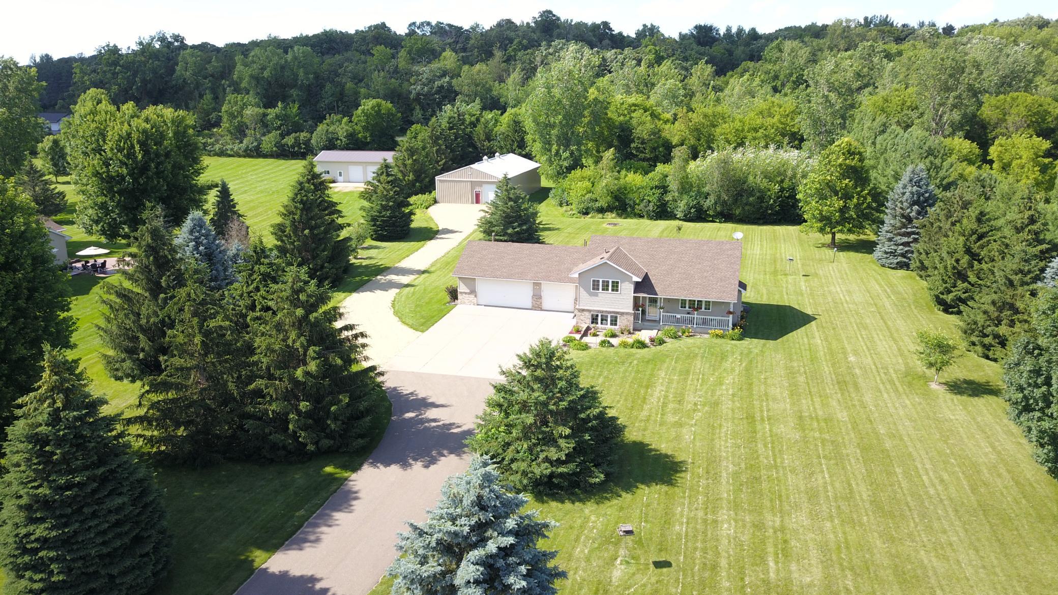 Oakley Cir, Hudson, WI 54016