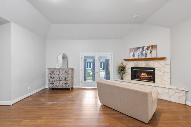 Primary bedroom | Image 19