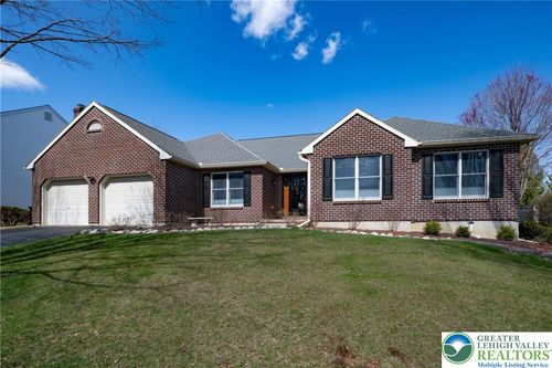 4075 Ross Road, Bethlehem Twp, PA, 18020 | Card Image