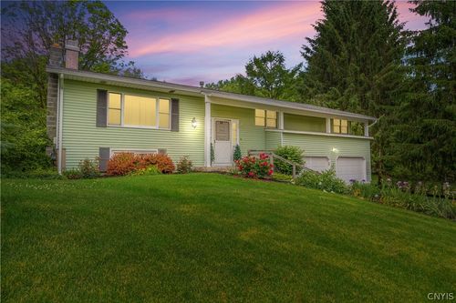 3991 Foothill Path, Syracuse, NY, 13215-1101 | Card Image
