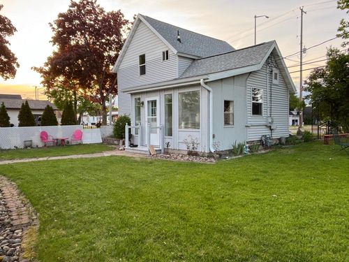 1411 W Main St, Merrill, WI, 54452-2131 | Card Image