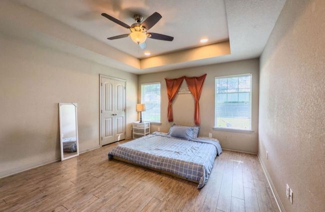 310 N Bermuda St, House other with 3 bedrooms, 2 bathrooms and null parking in Lacy Lakeview TX | Image 32
